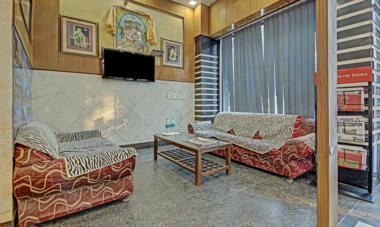 Treebo Trend Le Grand Pahar Ganj Hotel 3*