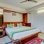 Treebo Trend Hotel Le Grand Pahar Ganj